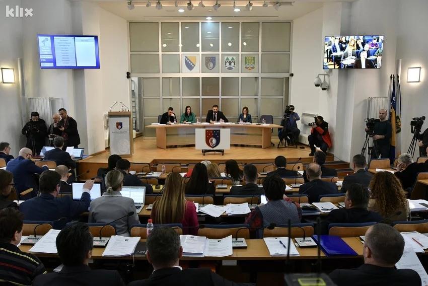 Nacrt Zakona o odgoju i obrazovanju u osnovnoj i srednjoj školi u Kantonu Sarajevo
